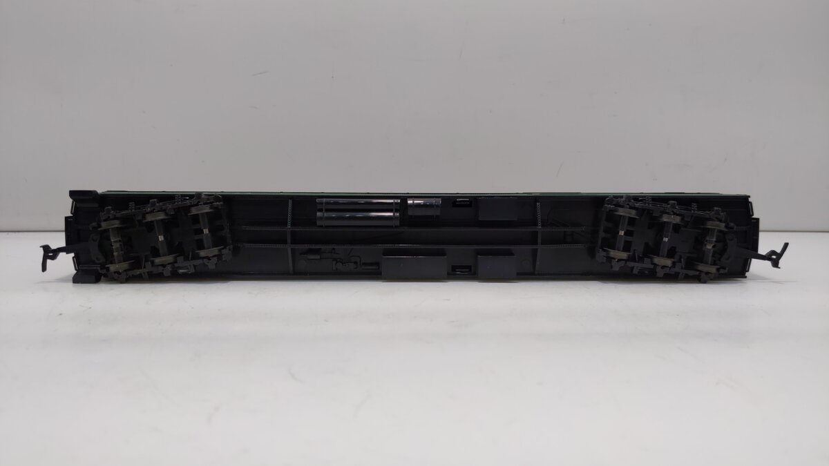 IHC 49637 HO Scale Southern Crescent Limited Heavyweight 12-1 Sleeper Car