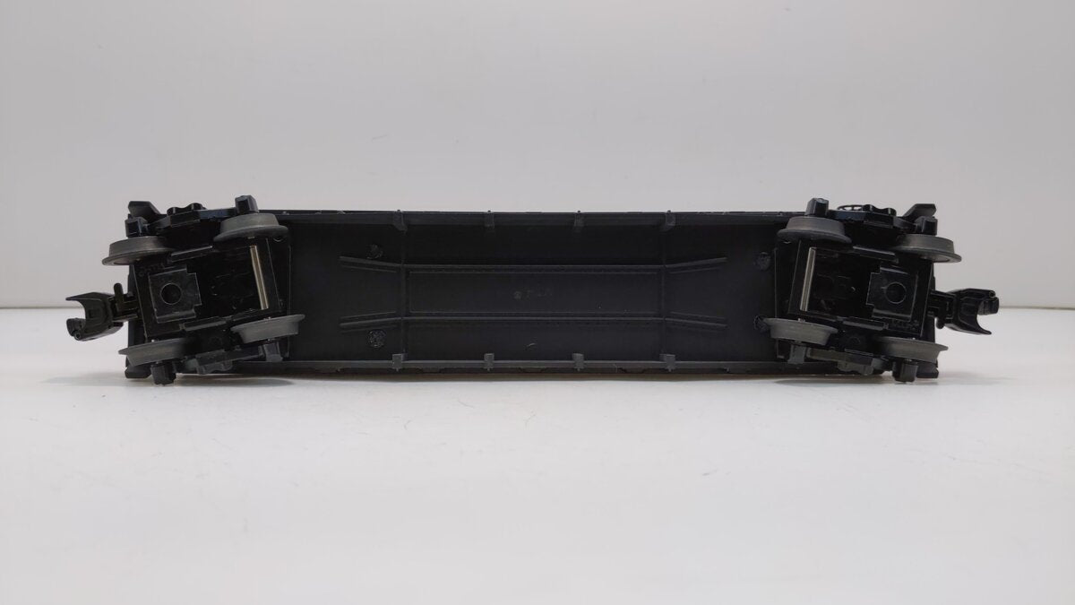 MTH 30-76856 O Carling Black Label Flat Car with 40' Trailer