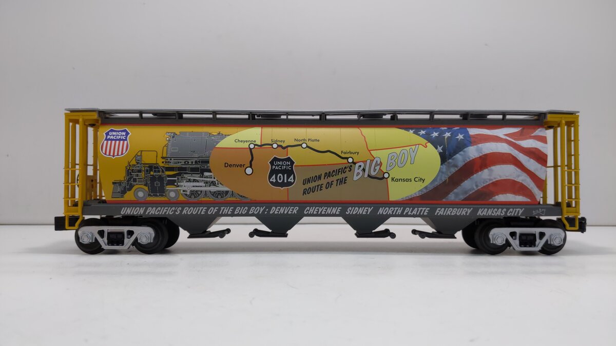 MTH 30-75708 O Union Pacific 4-Bay Cylindrical Covered Hopper #4014