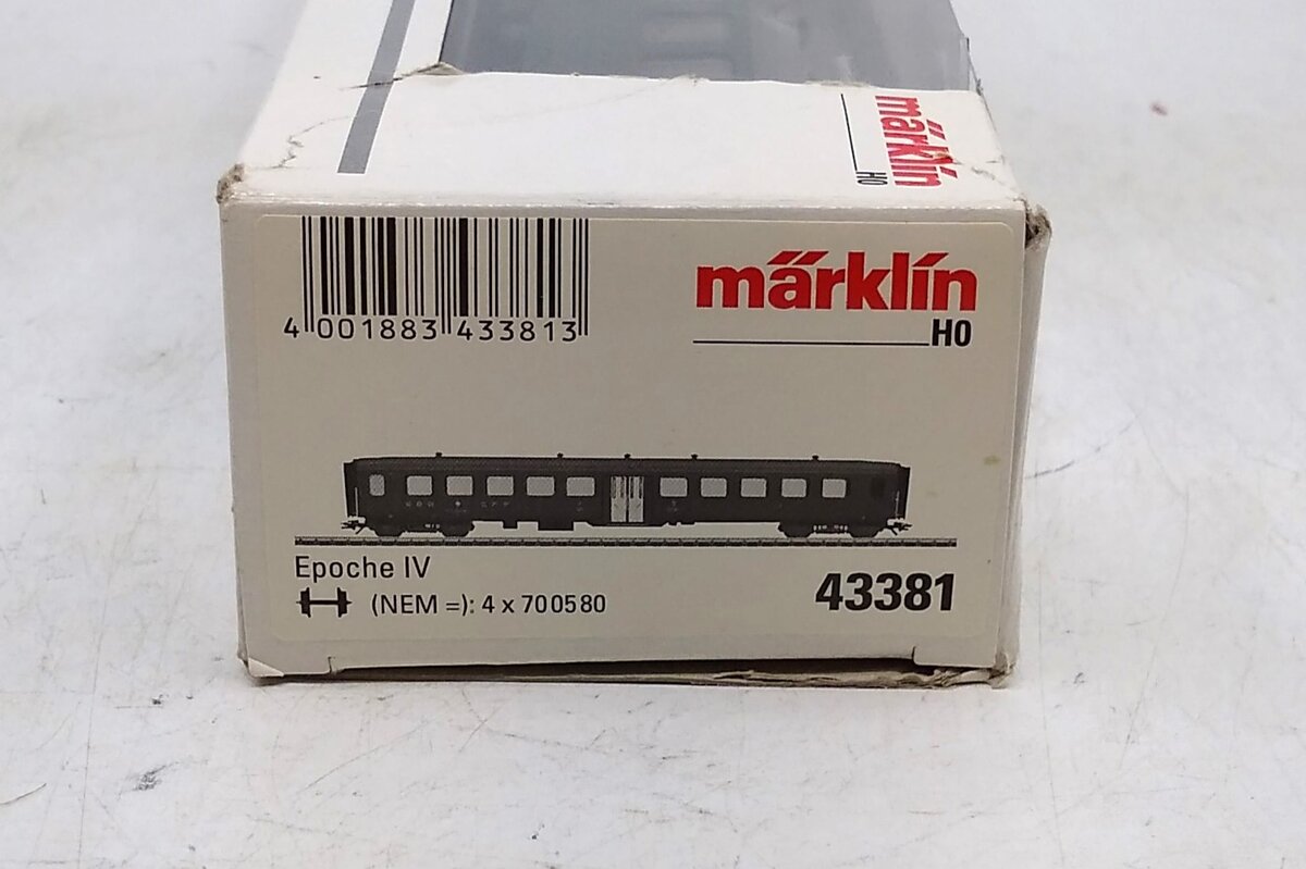 Marklin 43381 Swiss Federal Railways Lightweight Steel Passenger