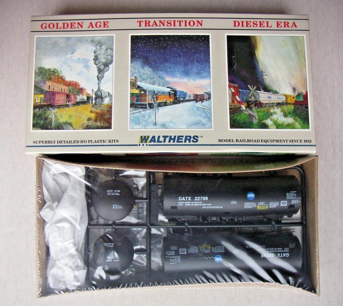 Walthers 932-5157 HO GATX SD 40' Tank Car Road Number May Vary Kit