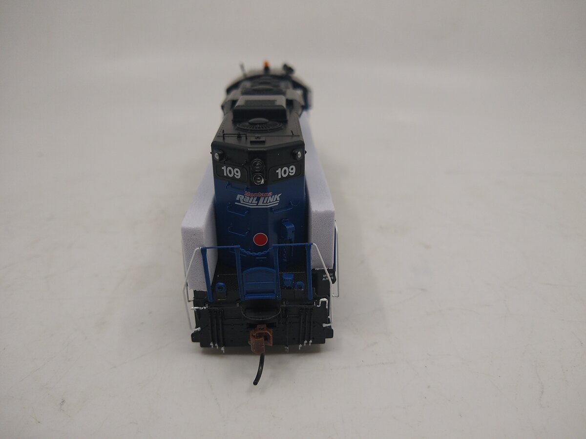 Athearn G64093 HO Montana Rail Link GP9 Diesel Locomotive #109