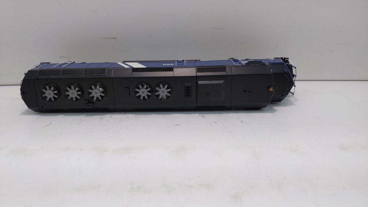 Athearn G67590 HO Montana Rail Link F45 Diesel Locomotive #390