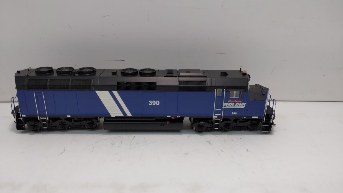 Athearn G67590 HO Montana Rail Link F45 Diesel Locomotive #390