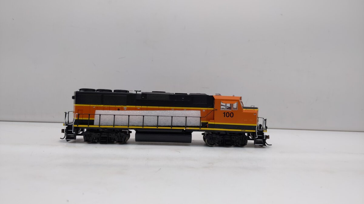 Athearn 88849 HO BNSF RTR GP60M #100