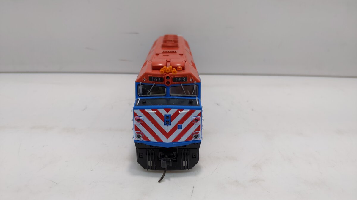 Kato 37-6573 HO Chicago Metra 