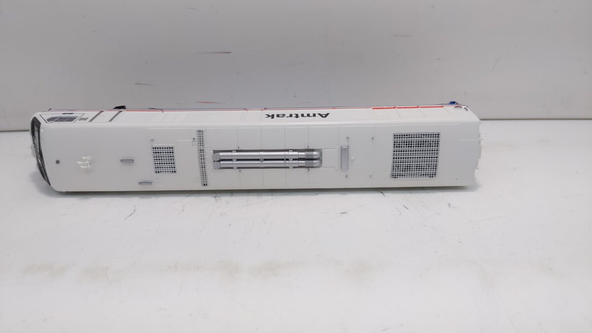 Rapido Trains 200011 HO Scale Amtrak Bombardier LRC Diesel Locomotive #38