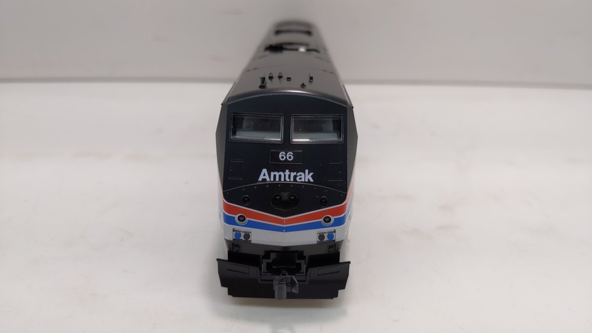 Kato 37-6105 HO AMTRAK P42 PHII Diesel Locomotive #66
