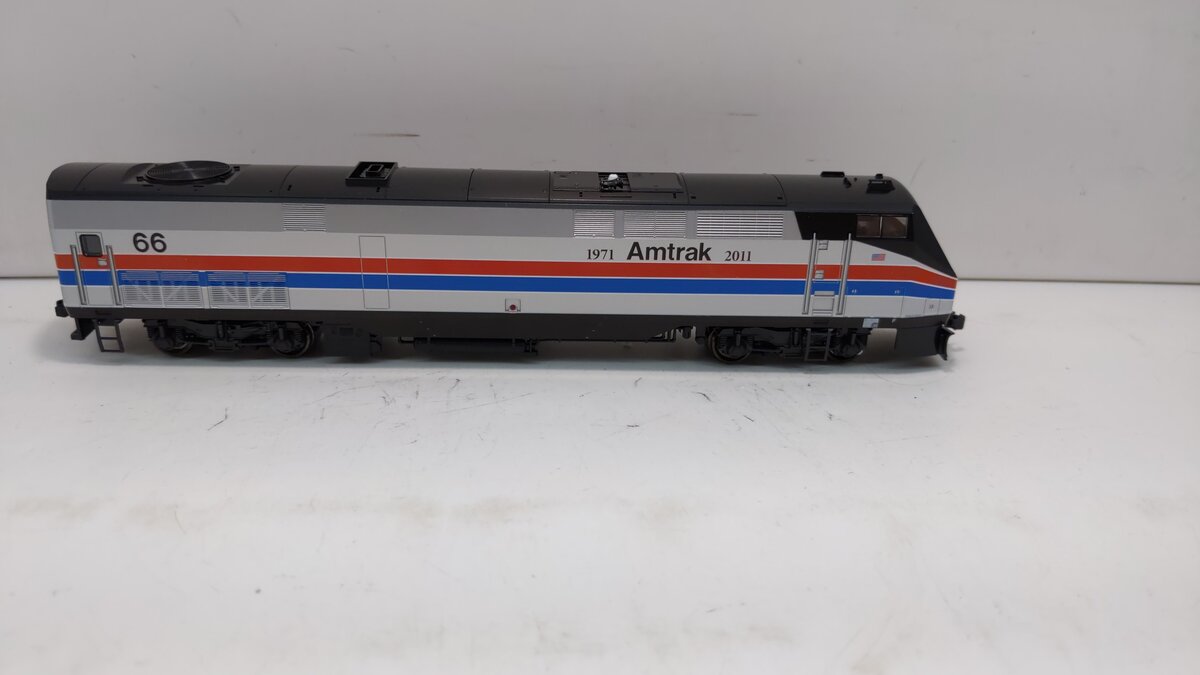 Kato 37-6105 HO AMTRAK P42 PHII Diesel Locomotive #66 – Trainz