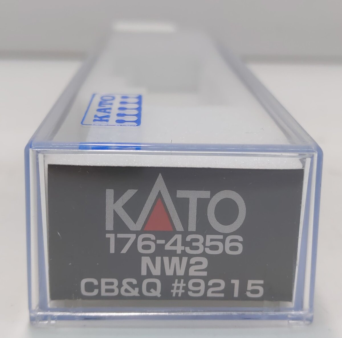 Kato 176-4356 N Burlington NW2 Diesel Switcher #9215