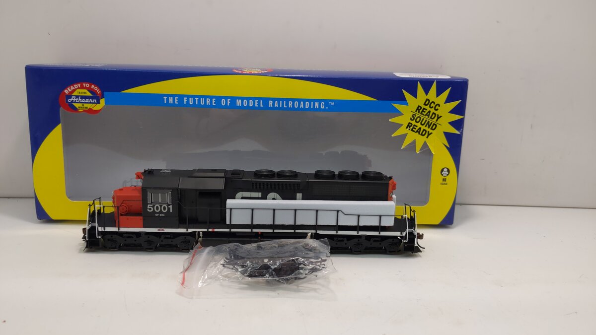Athearn 98756 HO Canadian National SD40 Diesel Locomotive RTR #5001
