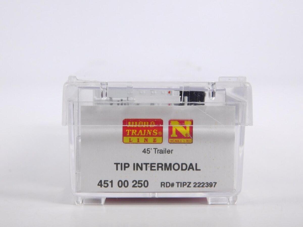 Micro-Trains 45100250 N Tip International Services 45' Van Trailer #222397