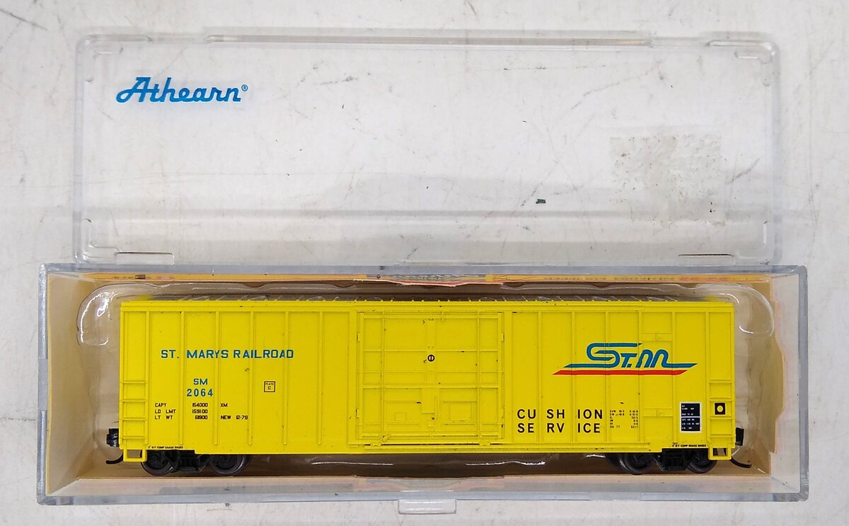 Athearn 11421 N St Mary's 50' FMC Plug Door Boxcar #2064