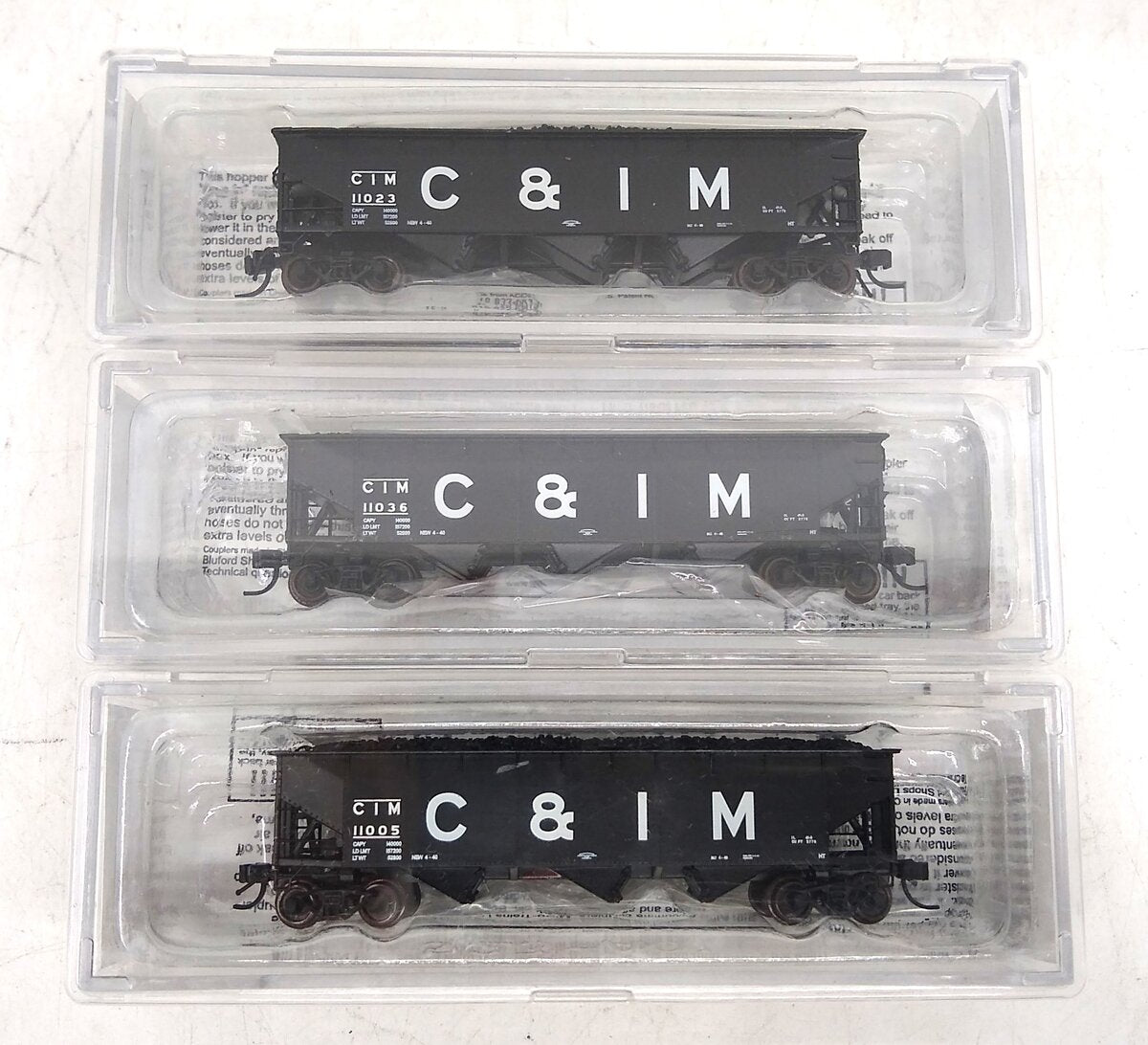 Bluford Shops 73423 N Scale C&IM 70T 3 Bay Offset Hopper (Set of 3)