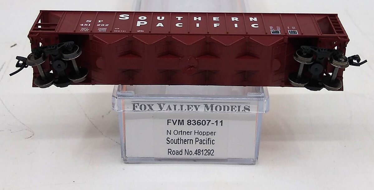 Fox Valley Models 83607-11 N SP Ortner 5 Bay Rapid Discharge Hopper #481292