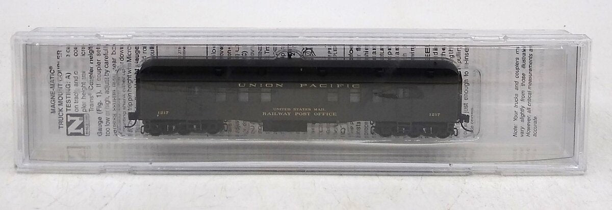 Micro-Trains 14000420 N Union Pacific RPO Heavyweight Passenger Car #1217