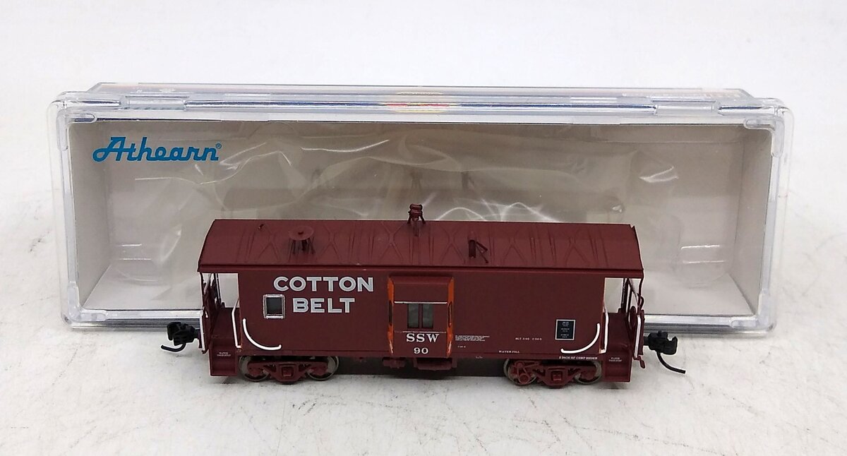 Athearn 26706 N Cotton Belt SSW Bay Window Caboose #90