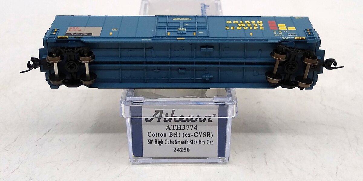 Athearn 3774 N SSW/Ex-GVSR 50' High Cube Plug Door Box #24250
