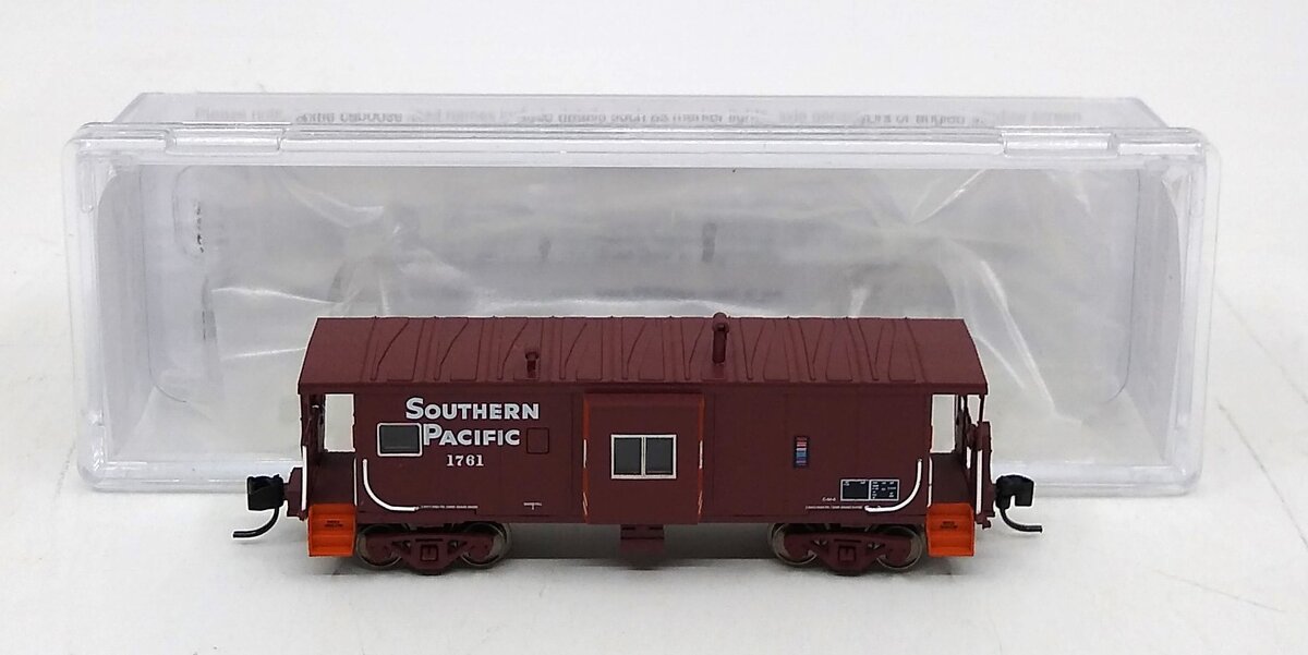 Bluford Shops 44100 Southern Pacific Bay Wndw Caboose #1761