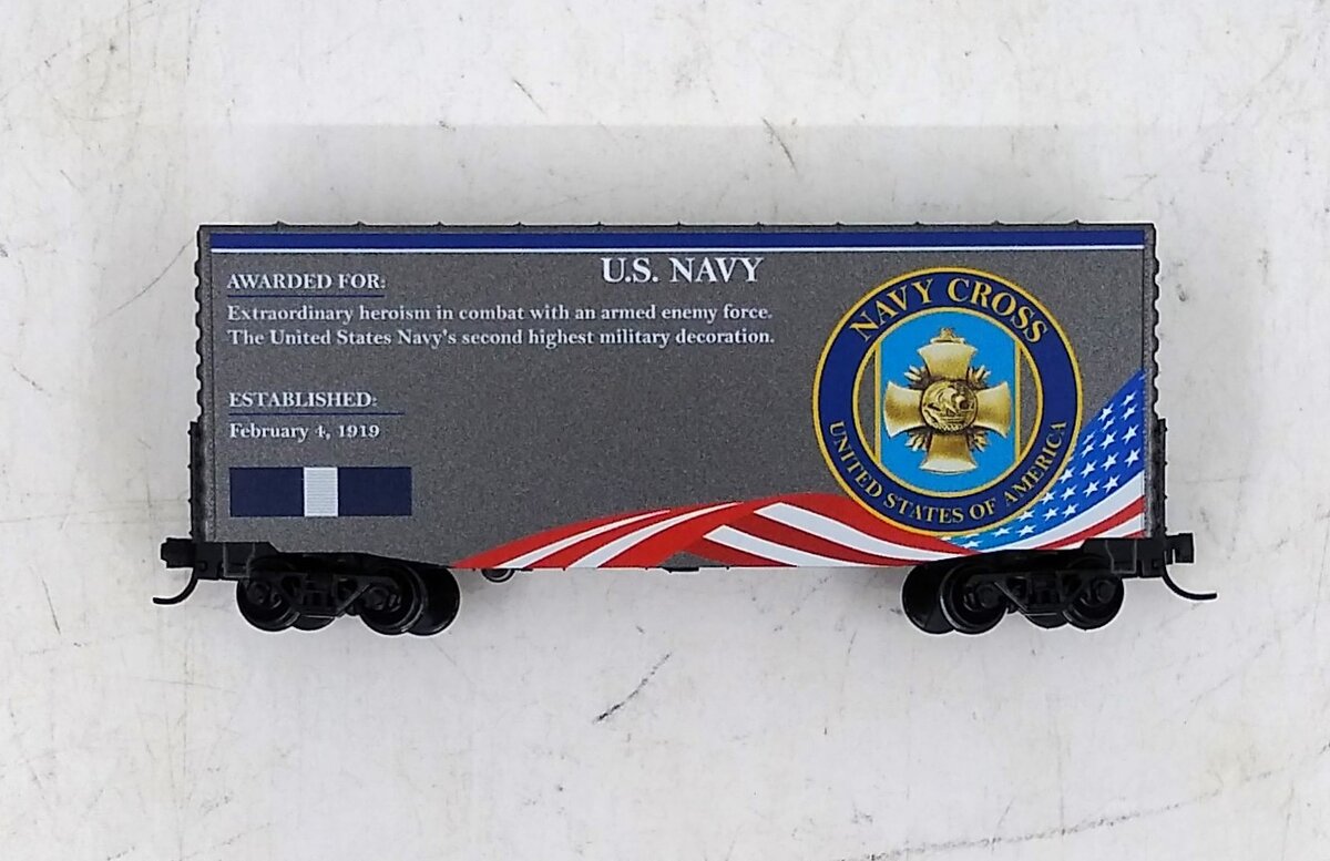Micro-Trains 10100767 N U.S. Navy Navy Cross 40' Hy-Cube Box Car