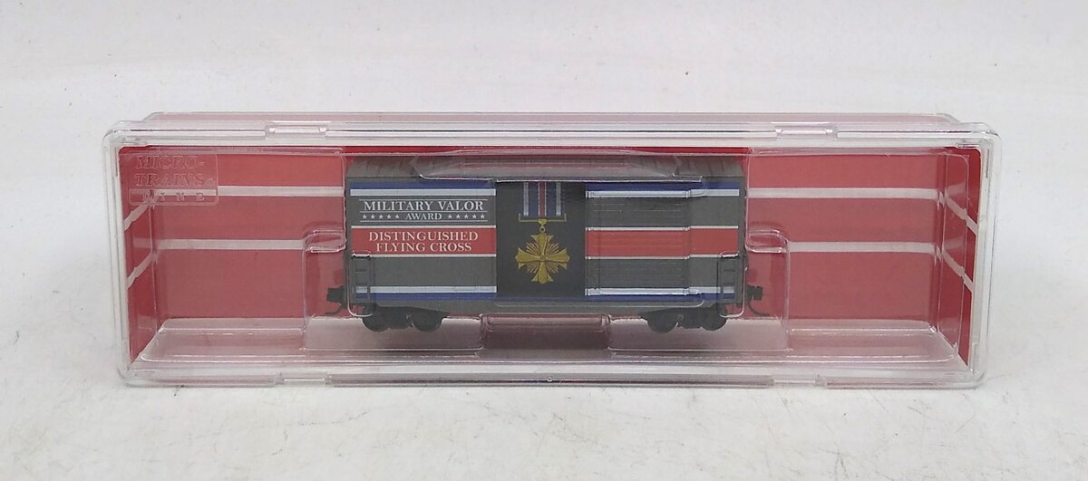 Micro-Trains 10100770 N Distinguished Flying Cross 40' Hy-Cube Box Car