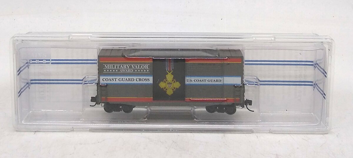 Micro-Trains 10100771 N U.S. Coast Guard Coast Guard Cross 40' Hy-Cube Box Car