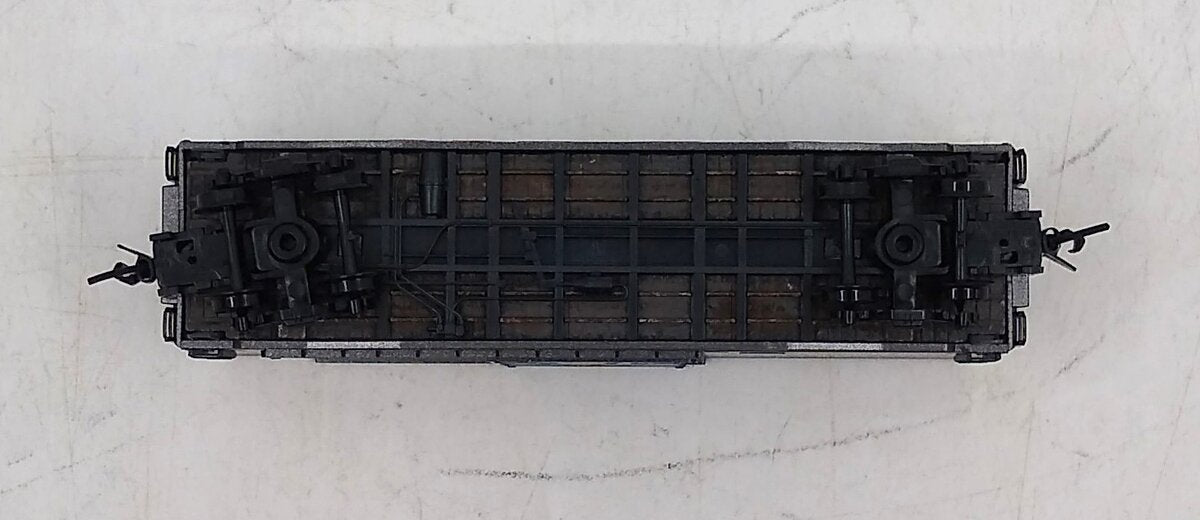 Micro-Trains 10100762 N U.S. Navy Military Valor Award 40' Hy-Cube Box Car