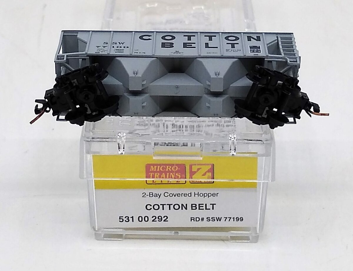 Micro-Trains 53100292 N Cotton Belt 2-Bay Covered Hopper Car #77199