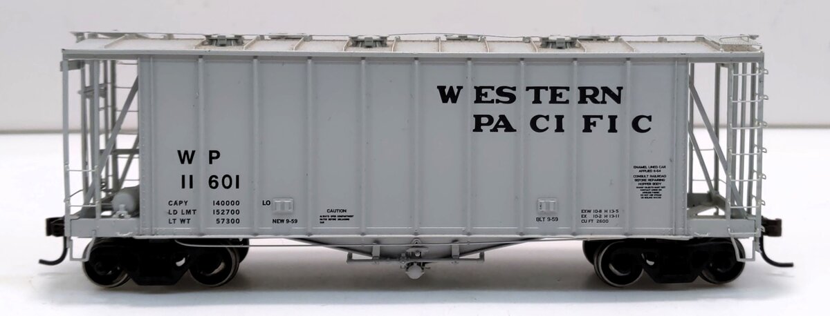 Athearn 87516 HO Scale Western Pacific 40' 2600 CF Airslide-Early Hopper #11601