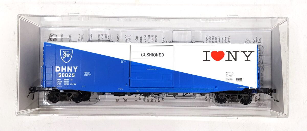 Kadee 6369 HO Delaware and Hudson 50' PS-1 Box Car with 10' Door #50025