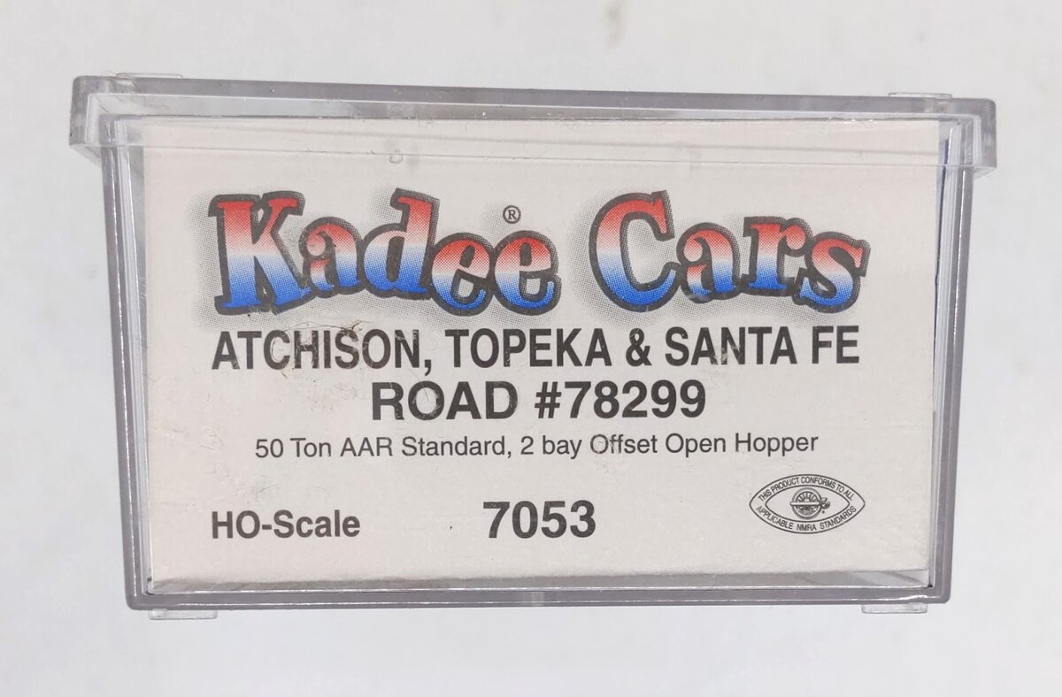 Kadee 7053 HO Atchison, Topeka & Santa Fe 50-Ton 2-Bay Open Hopper #78299