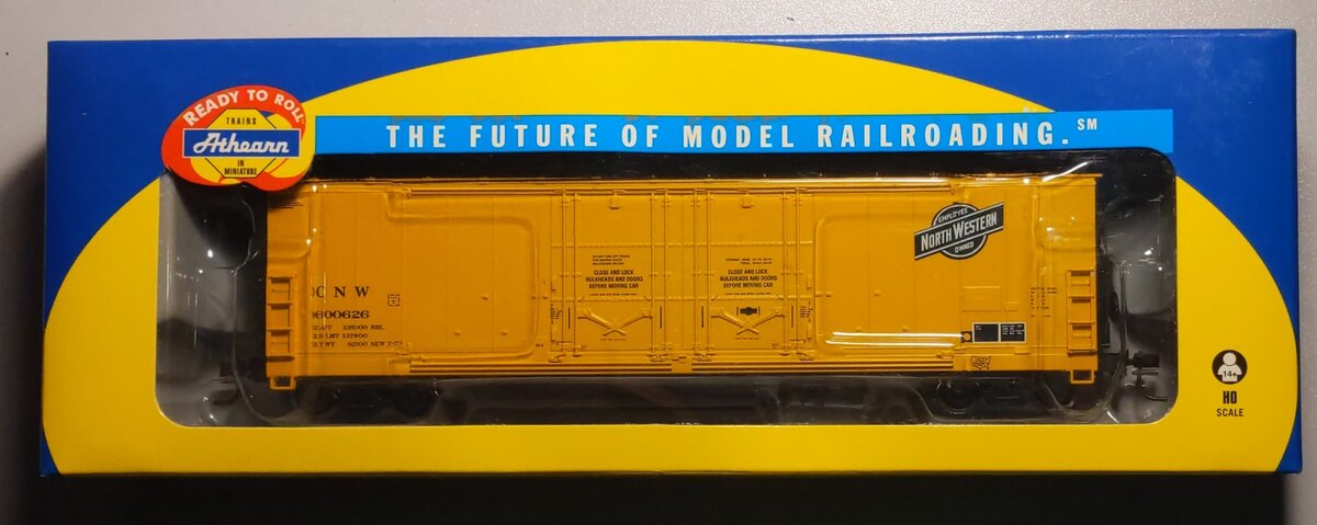 Athearn 96903 HO Scale C&NW 50' Double Plug Door Boxcar #600626