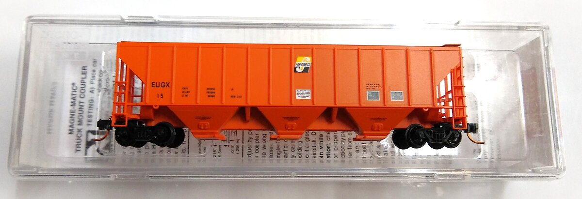 Micro-Trains 09600090 N Far-Mar-Co PS-2 3-Bay High Side Covered Hopper #15