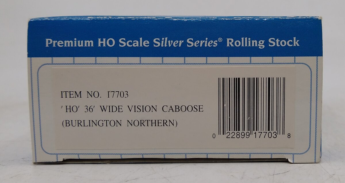 Bachmann 17703 HO Burlington Northern 36' Wide-Vision Caboose