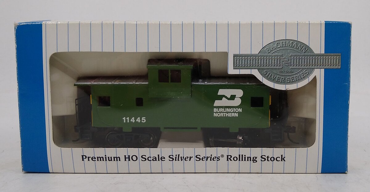 Bachmann 17703 HO Burlington Northern 36' Wide-Vision Caboose