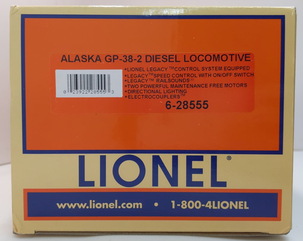 Lionel 6-28555 O Alaska GP38-2 Powered Diesel Locomotive w/RailSounds #2001