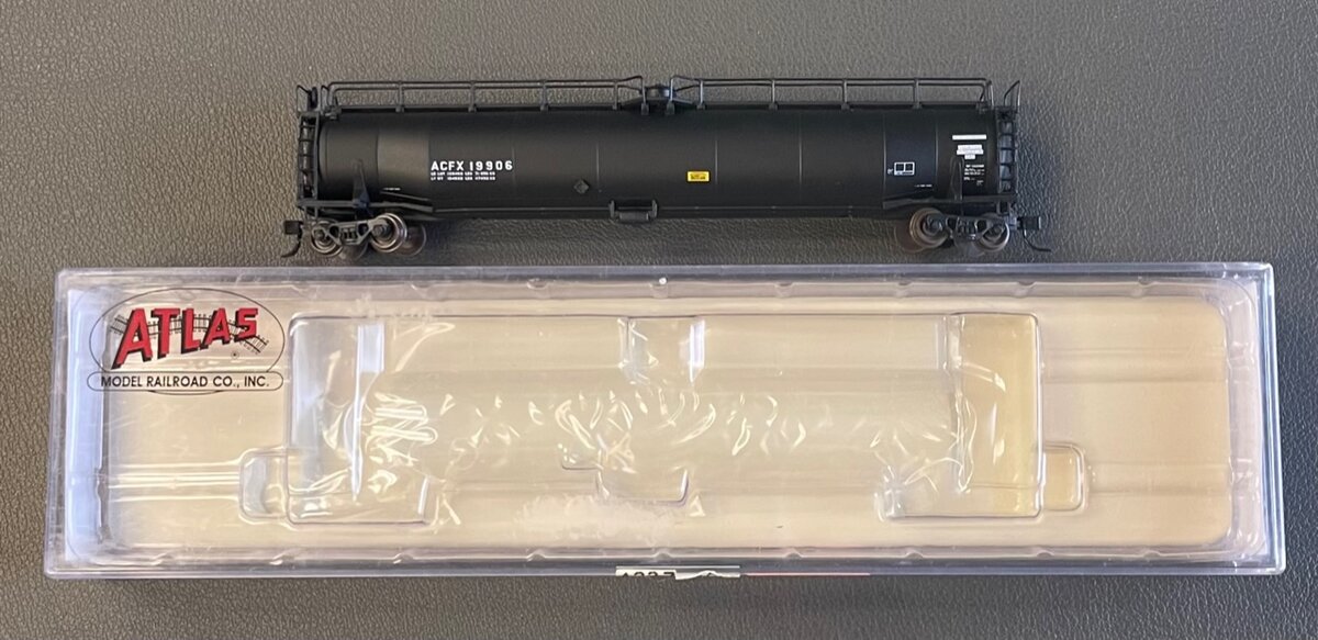 Atlas 37006 N Scale ACFX 33,000 Gallon Tank Car #19906