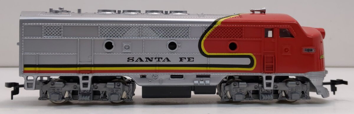 Model Power 6800 HO Scale ATSF F2A Diesel w/8 Sheel Drive