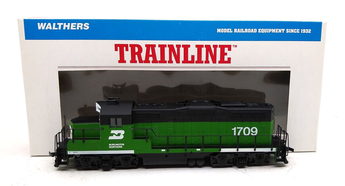 Walthers 931-101 HO Burlington Northern EMD GP9M Diesel Loco Standard DC #1709