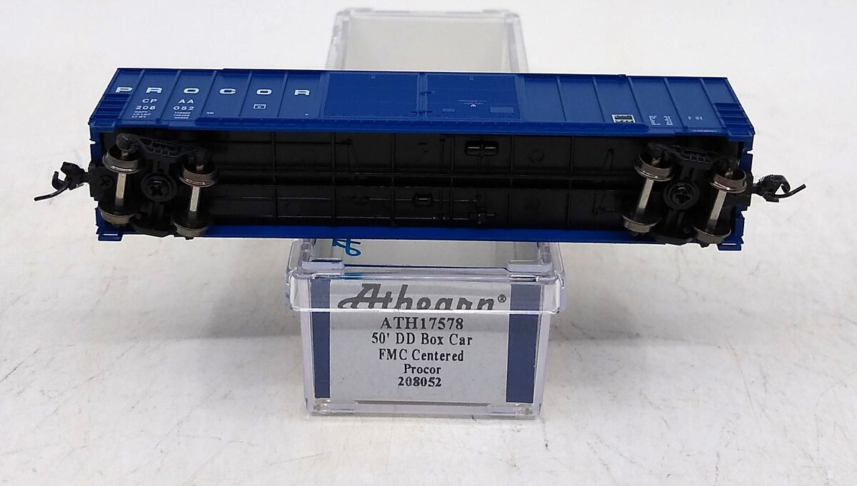 Athearn 17578 N 50' FMC Centered Double Door Box, Procor #208052