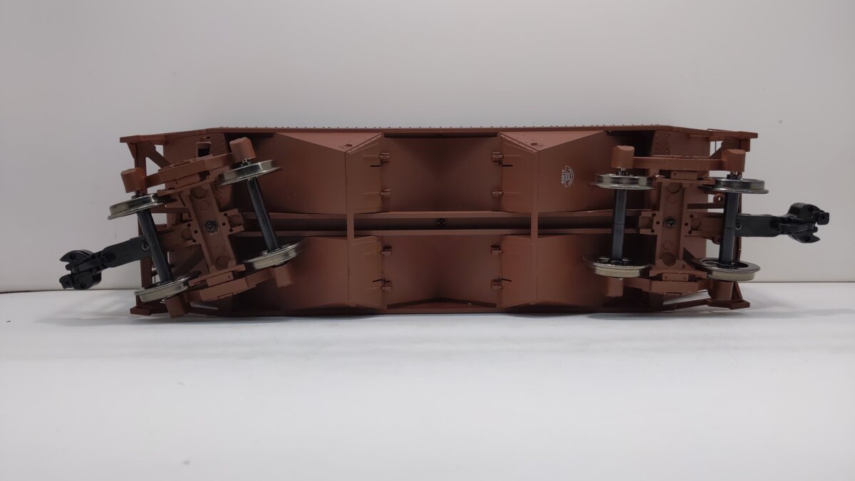 Aristo-Craft 41808 G Scale GN 2 Bay Coal Hopper #73304