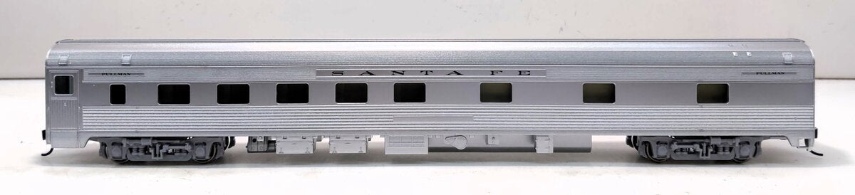 Walthers 910-30102 HO Santa Fe 85' Budd 10-6 Sleeper - Ready to Run