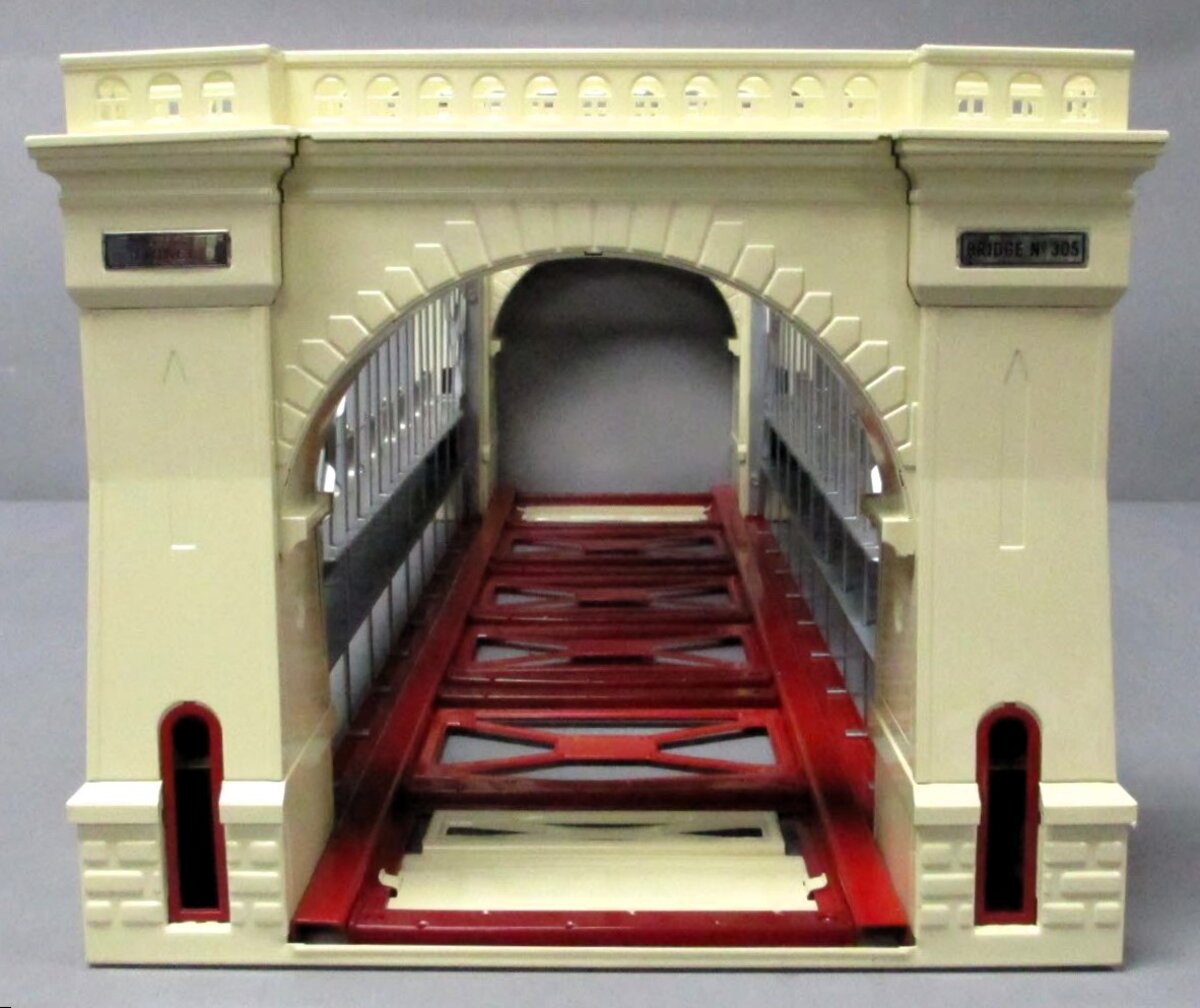 Lionel 6-32999 Standard Gauge Hellgate Bridge (Red and Cream) EX/Box