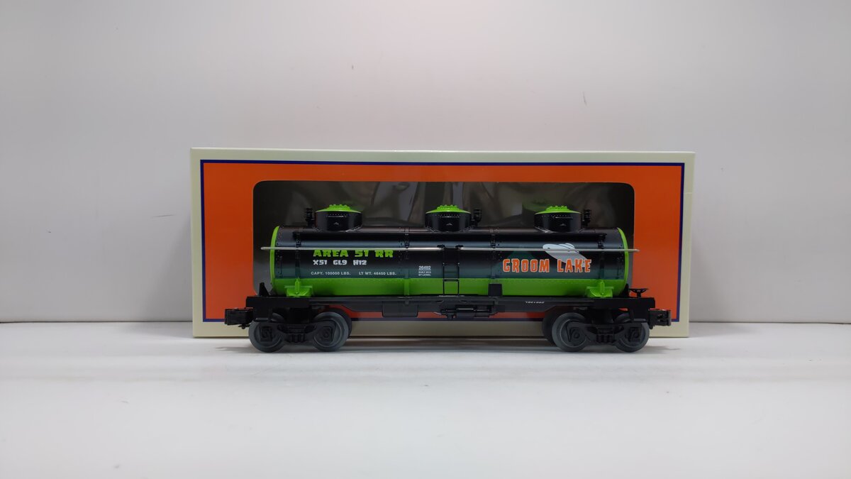 Lionel 6-26492 O Gauge Area 51 3-Dome Tank Car