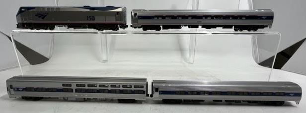 Kato 106-6285 N Scale Amtrak Passenger Train Set (Set of 4