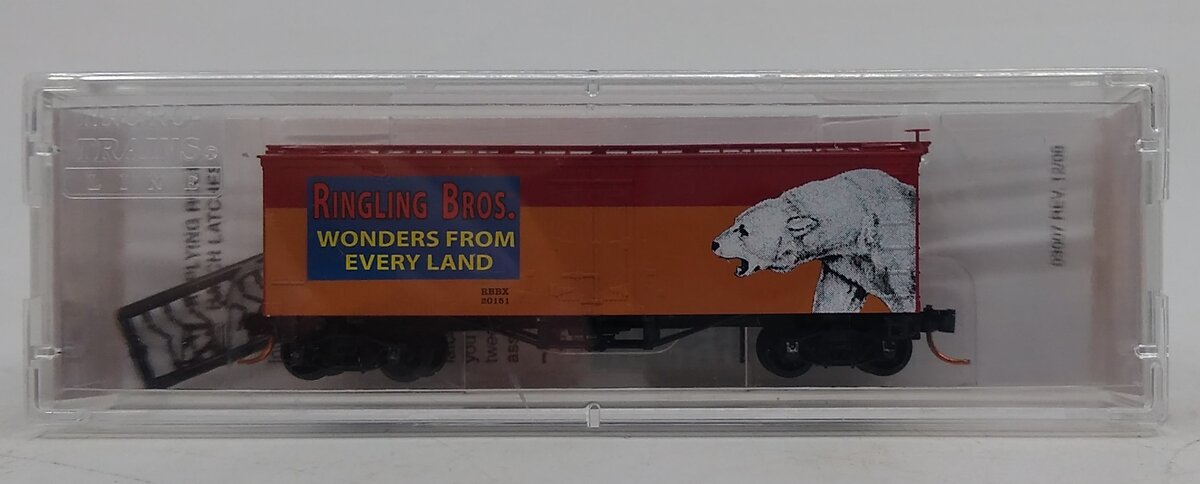 Micro-Trains 05800100 N Scale Ringling Brothers 36' Wood Sheathed Reefer #20151