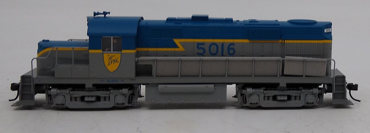 Atlas 10000396 HO Scale D&H RS36 Diesel Locomotive #5016