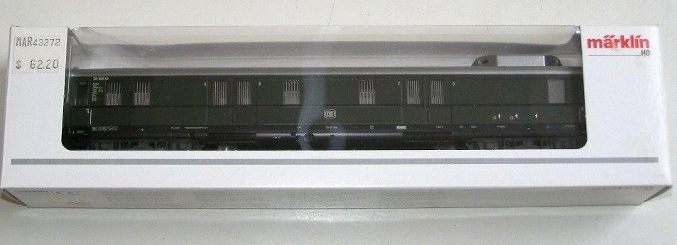Marklin 43272 HO Scale Schurzenwagen DB Baggage Car