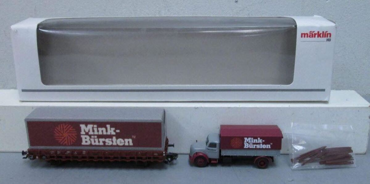 Marklin 48112 HO Mink-Bursten Flatcar with Container and Delivery Truck