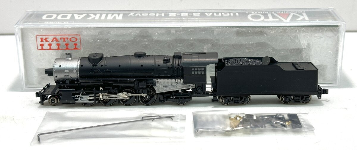 Kato 126-0200 N Scale Undecorated 2-8-2 Heavy Mikado Steam Locomotive & Tender